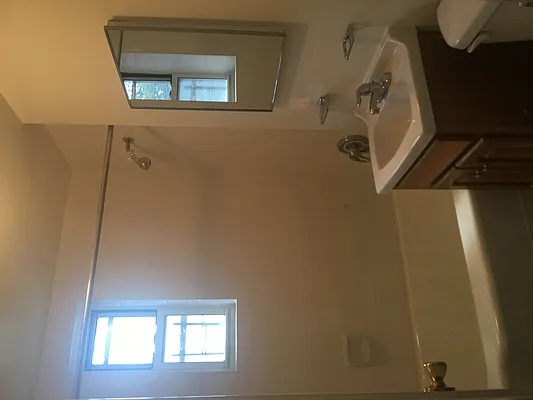 Rented by New Age Realty Group | media 11