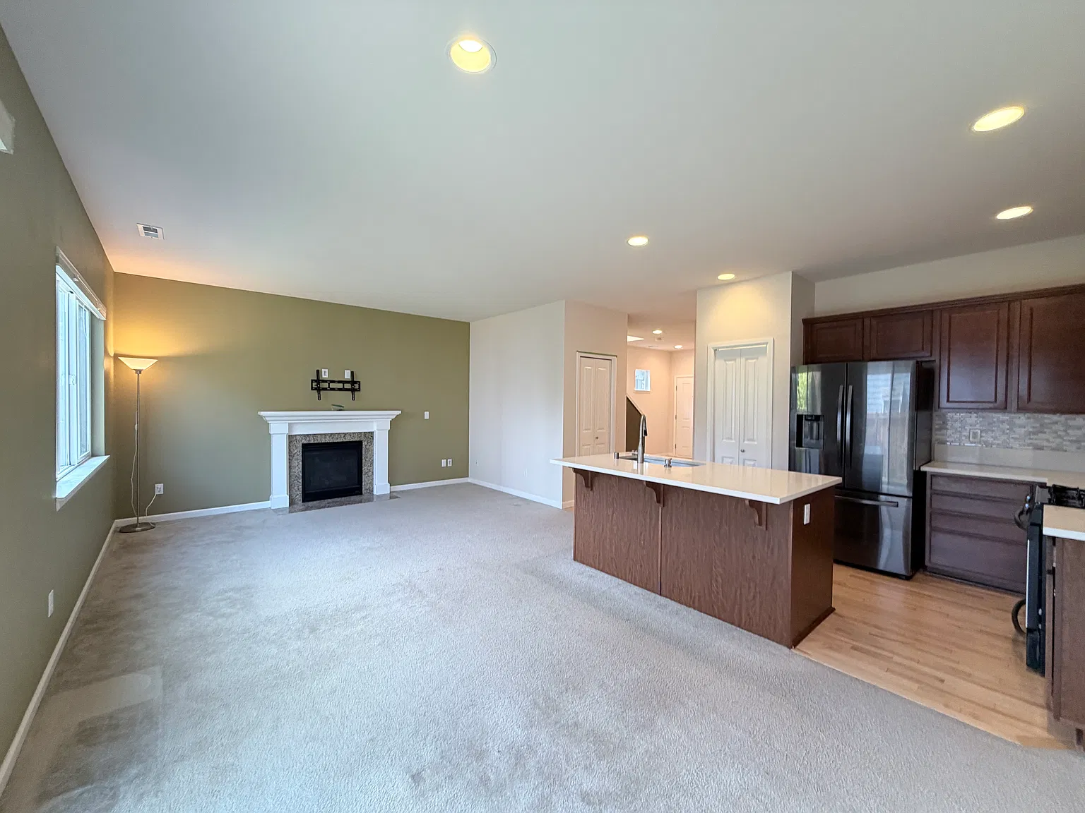 4 bed, 1716 sqft, $3,300 — Photo 4