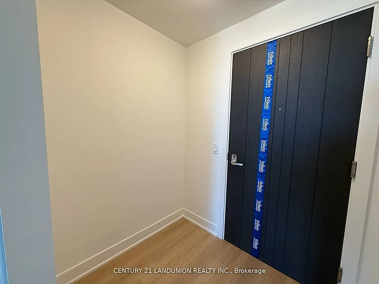 2545 Simcoe St N #Penthouse 19 — Photo 4