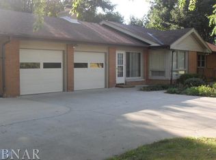 1202 S Hershey Rd, Bloomington, IL
