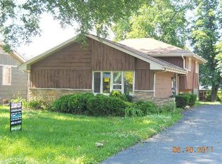 136 W Traube Ave, Downers Grove, IL 60515