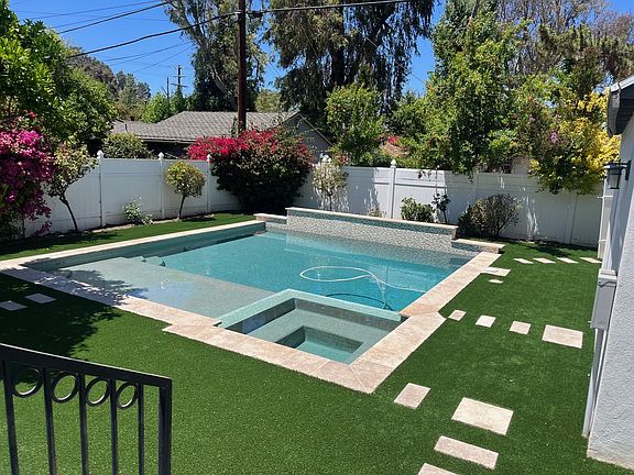 2nd image of 21321 Velicata St