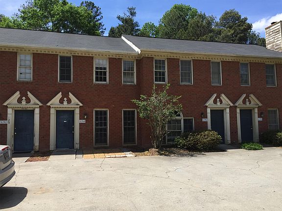 3rd image of 1292-1298 Sweet Pine Dr #2