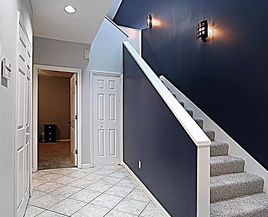 4th image of 815 Allen Ave