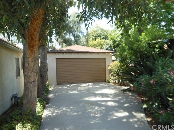 4th image of 523 Cornell Dr