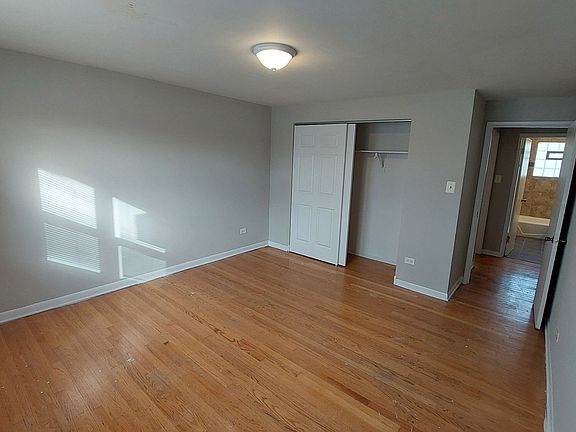 3rd image of 2747 W 59th St #1N