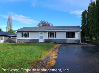 707 Montgomery St, Steilacoom, WA 98388