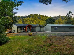 608 Woodruff Mountain Rd, Roseburg, OR 97471