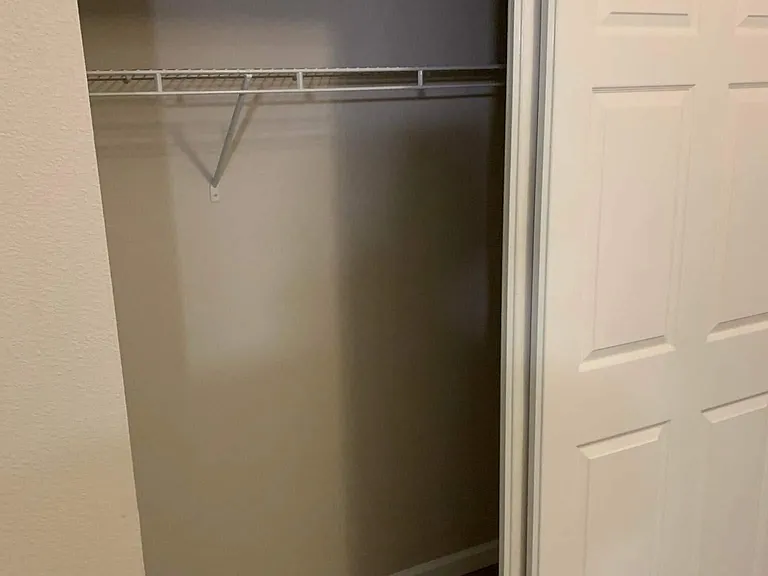 442 E Burgess Rd — Photo 14