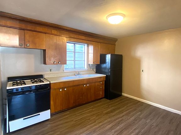 3rd image of 312 Buena Vista Ave APT 2