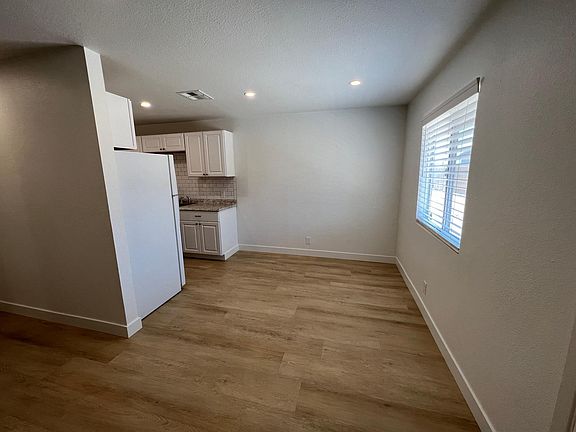 2nd image of 343 W Orange Ave #D