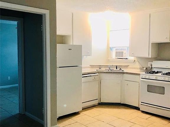 5th image of 3501 Avenue M APT 4