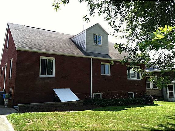 2nd image of 604 S Walnut St