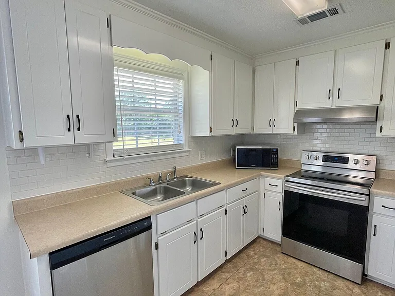 119 Blake Dr — Photo 8