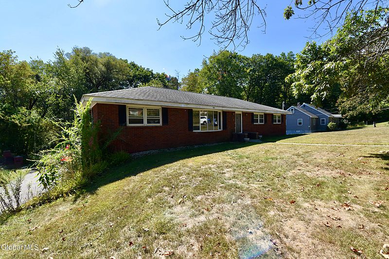 2nd image of 386 Church Road