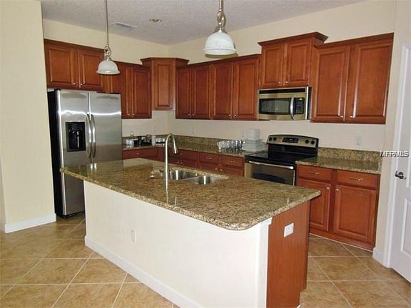 5th image of 1920 Thetford Cir