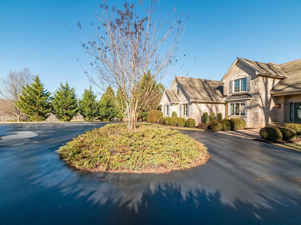 1527 Trents Meadow Ln, Lynchburg, VA 24503 Zillow