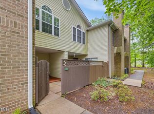 383 Summerwalk Cir, Chapel Hill, NC 27517