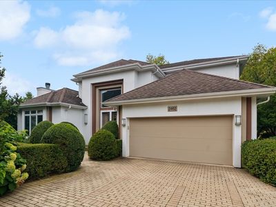 2462 Augusta Way, Highland Park, IL, 60035