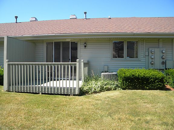 5th image of 7384 Colosseum Dr APT 15