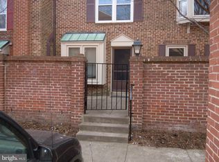 1120 N Taylor St #1, Arlington, VA 22201