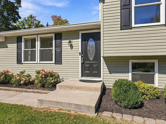 2nd image of 793 Laverty Ln