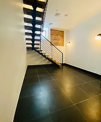 Rented by Hagstrom Management Inc | media 19