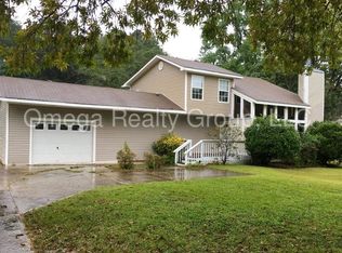 1608 King Charles Ct, Alabaster, AL 35007