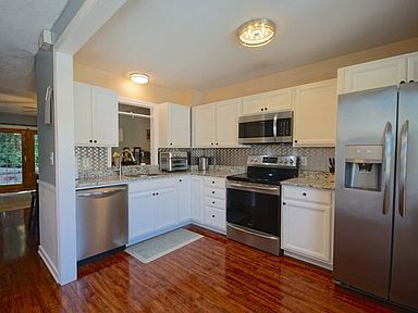 41 Foundry St APT 11-10, South Easton, MA 02375 | Zillow