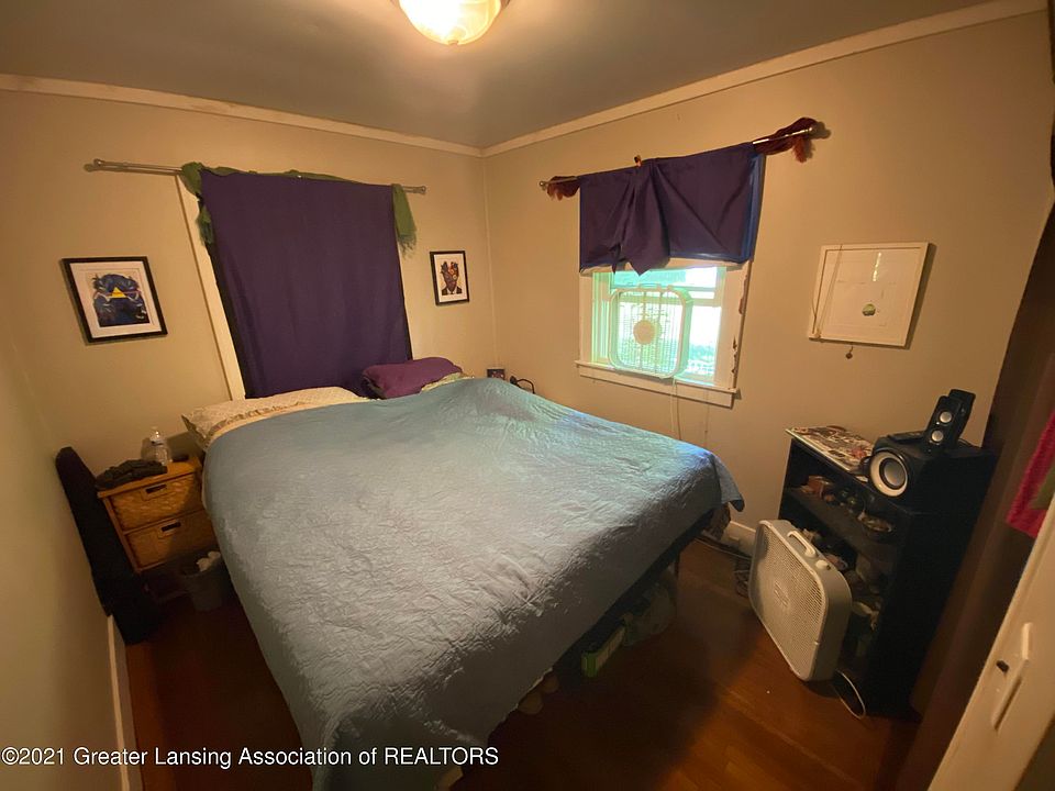 2nd image of 534 Torrence Ct