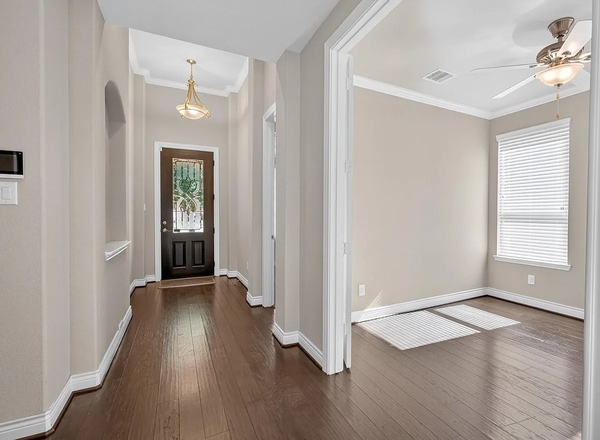 Building Photo - 15303 Westland Gate Dr
