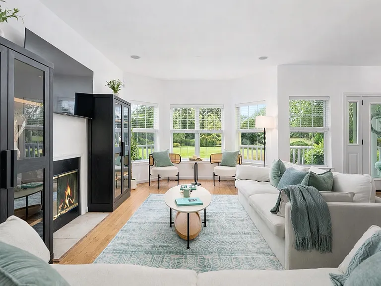 5 Broidy Ln — Photo 1