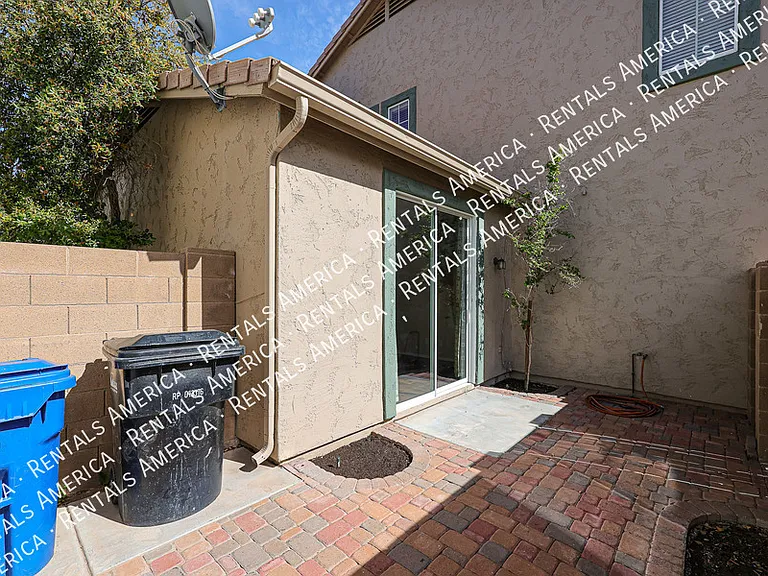 10146 E Isleta Ave — Photo 33