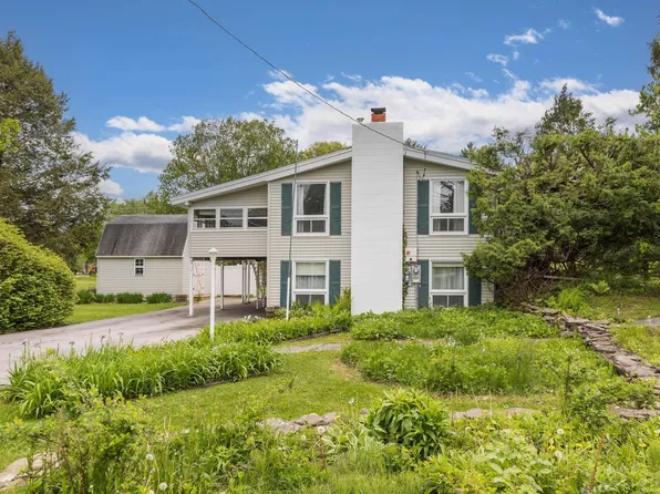 18 Riverdale Avenue, Dover, NH 03820