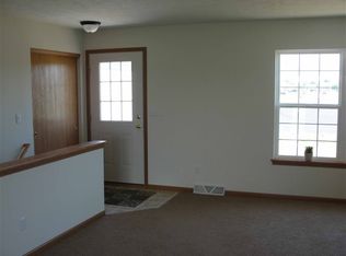 2435 Quail Rdg, Janesville, WI 53545
