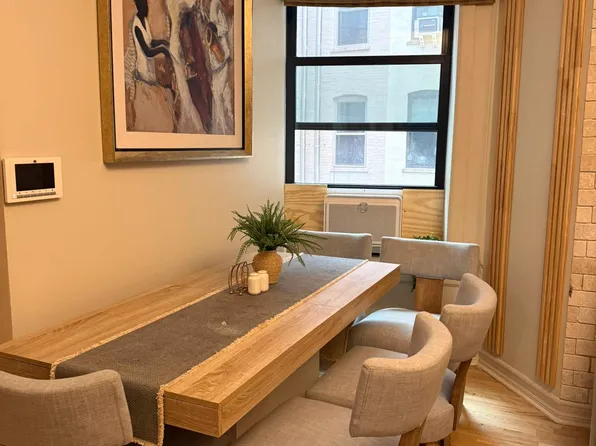 29 West 119th Street image 2 of 14