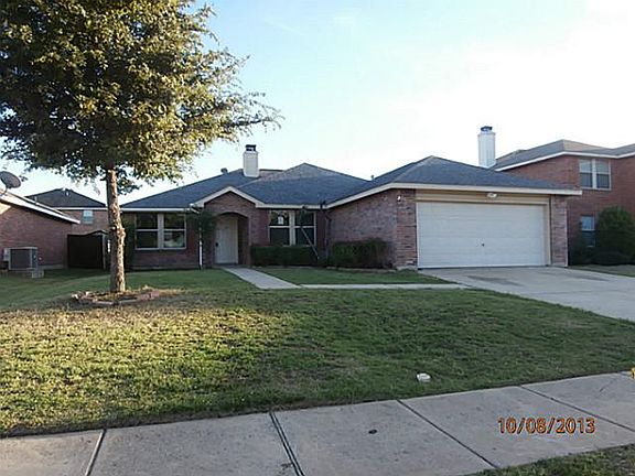 2nd image of 2119 Dayton Ln