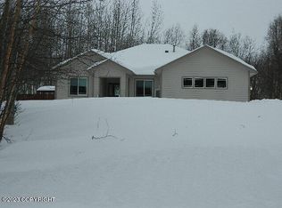 11750 Alberhill Cir, Palmer, AK 99645