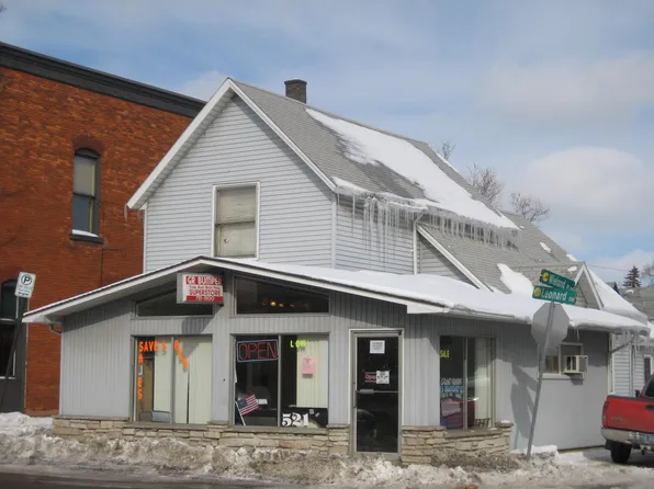 521 Leonard St NW, Grand Rapids, MI 49504