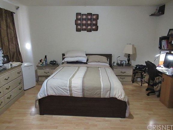 5th image of 3230 Honolulu Ave APT C