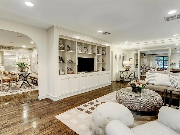 3735 Del Monte Dr — Photo 6