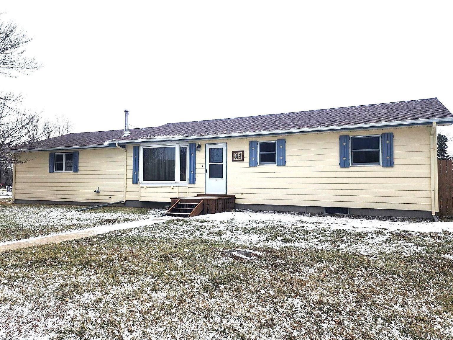 814 E 4th St, Miller, SD 57362 MLS 2423 Zillow