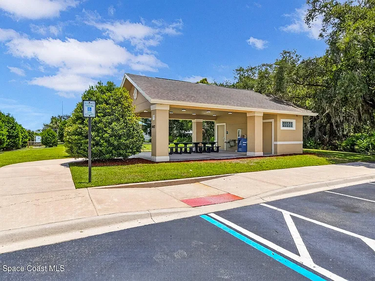 8019 Marquette Dr — Photo 57