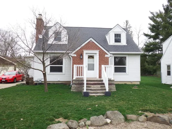 10540 West Spring Green ROAD, Greenfield, WI 53228