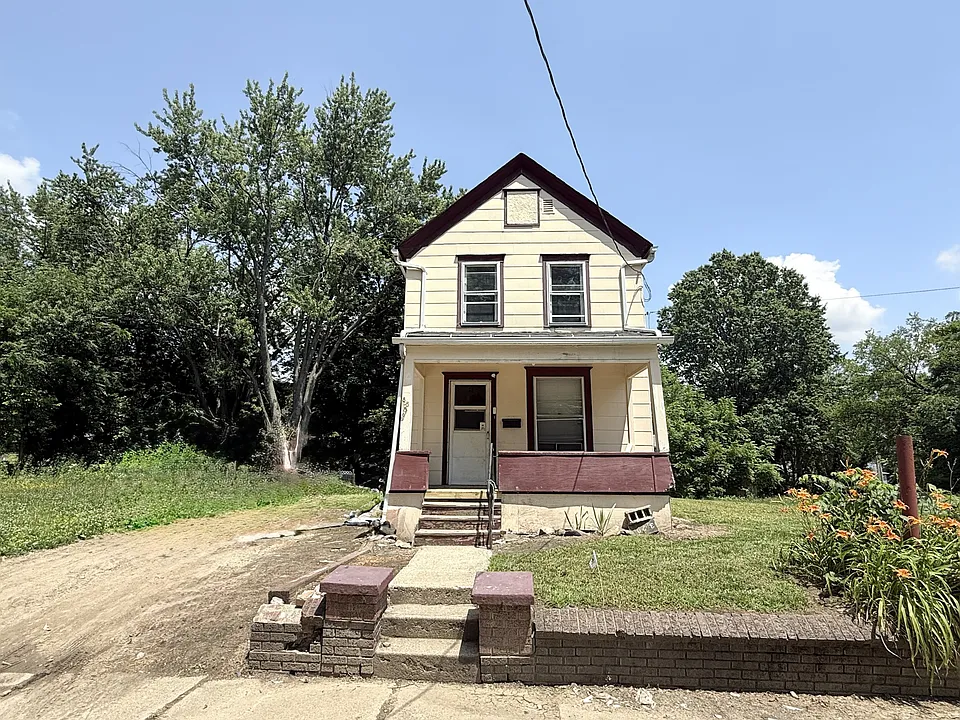85 Shaefer St
