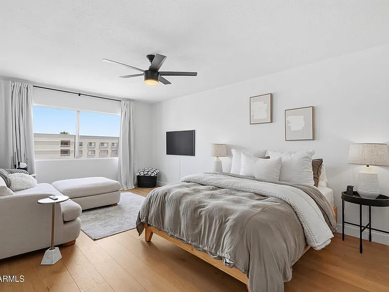 7920 E Camelback Rd #605 — Photo 9