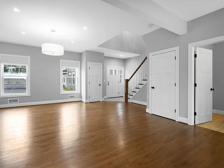 204 Mountain Rd #F — Photo 14