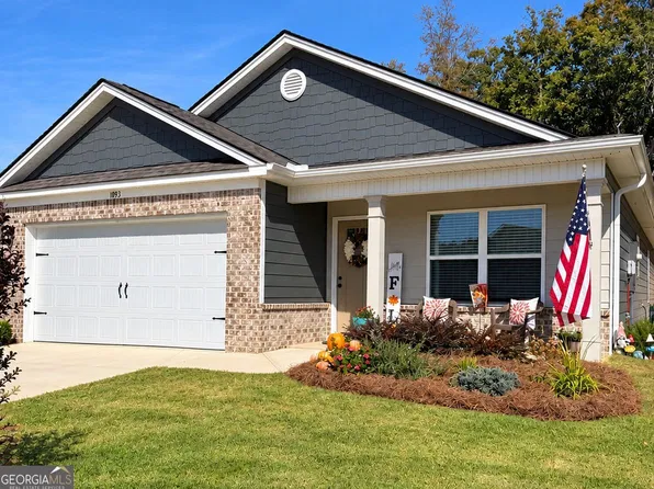 1093 Jeannine Ln, Winder, GA 30680