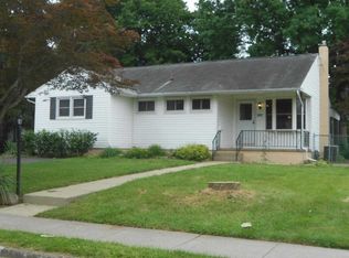 357 W Woodland Ave, Penndel, PA