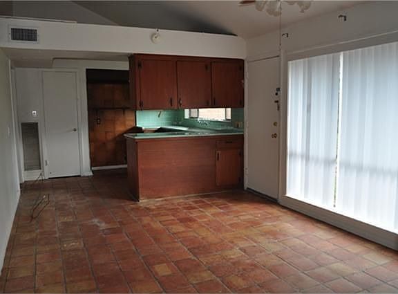 4th image of 6605 Jackwood St